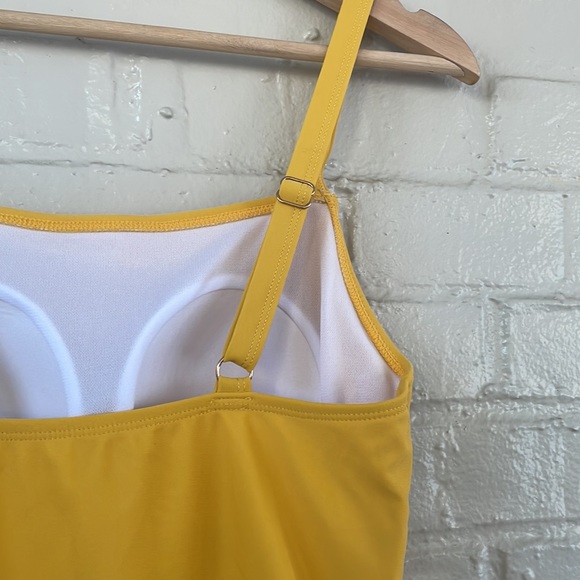 Catherine Malandrino Women’s Yellow One Piece Bathing Suit - Picture 4 of 5